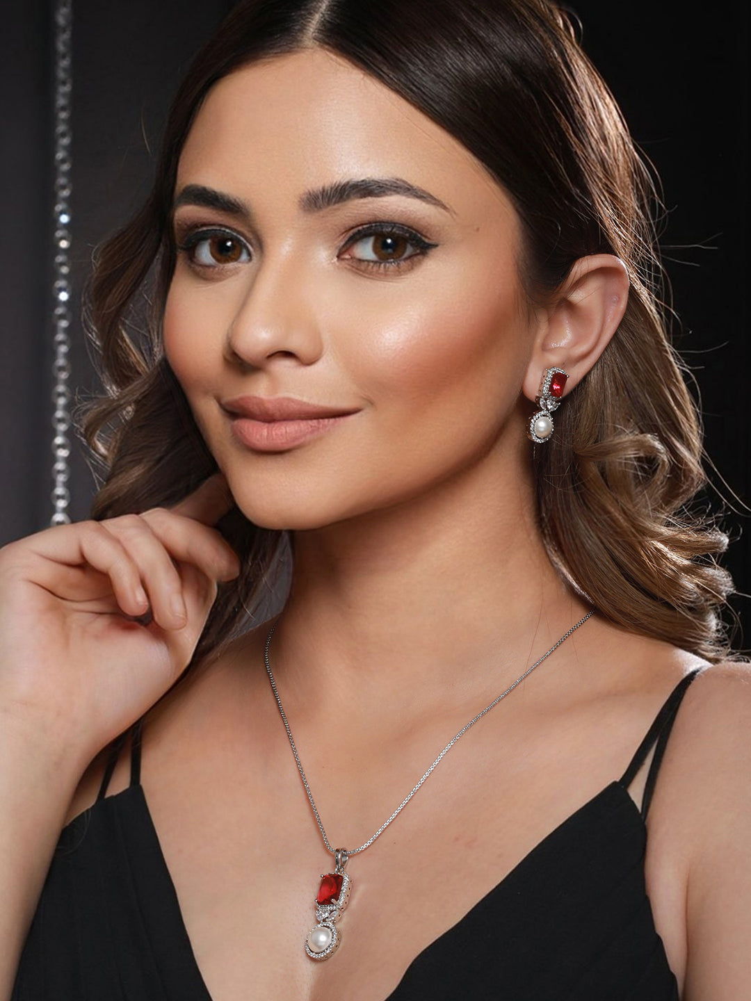 Silver Plated Red  CZ Studded Pearl Beaded Minimal Locket jewellery Set